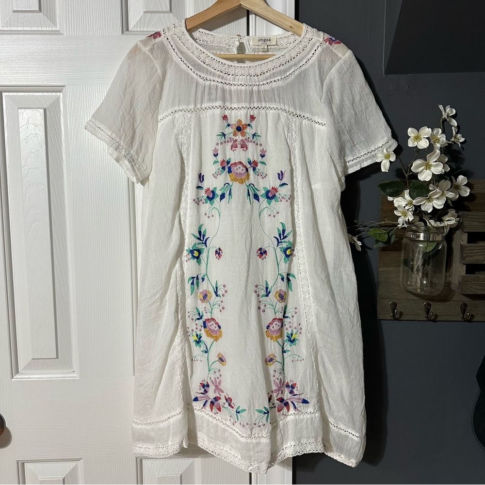 Umgee Women’s White A-line Dress With Multicolor Floral Embroidery